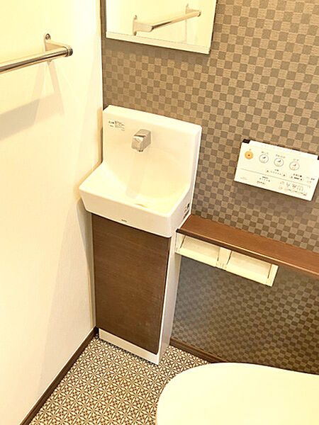 トイレ手洗い場