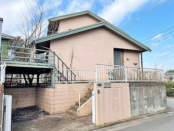 建築条件がありませんので、お好きなハウスメーカーでご検討ください！