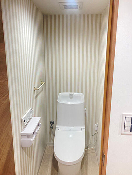 ウォシュレットを採用しています。清潔な使い心地