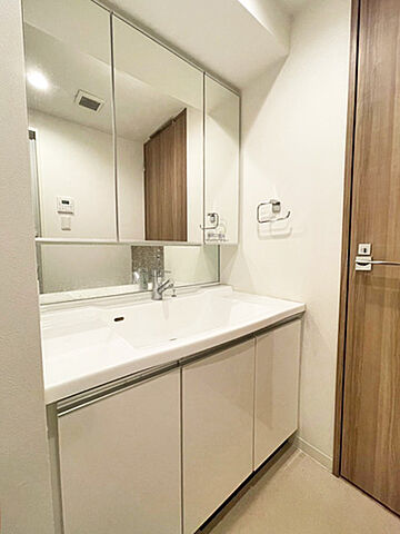 洗面 ＢＯＮＤ西新井大師西ステーションゲート 4階/-