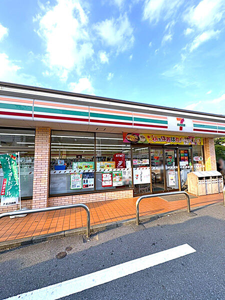 セブンイレブン 江戸川西小岩3丁目店…徒歩2分(約140m)
