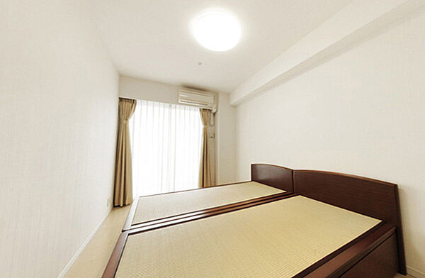 梁が少なく、家具なども配置しやすい間取りです。