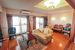 エンゼルハイム王子 2LDKのリビング/ダイニング