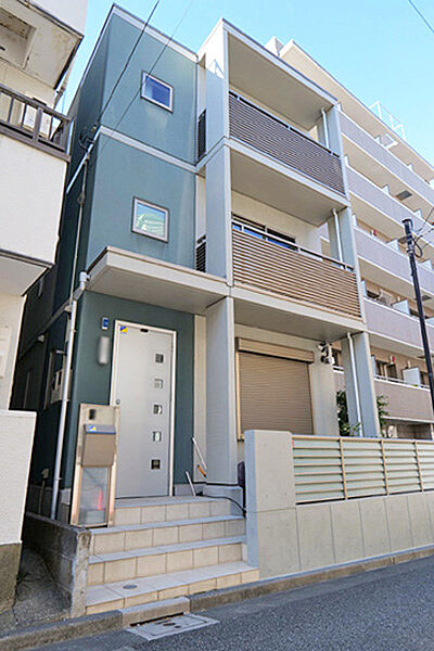 外観：313004546256