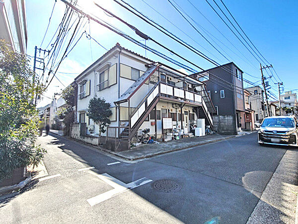 スーパー・コンビニ徒歩5分圏内
