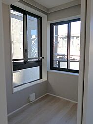 アウルズ早稲田 401 4階2DKのリビング/ダイニング