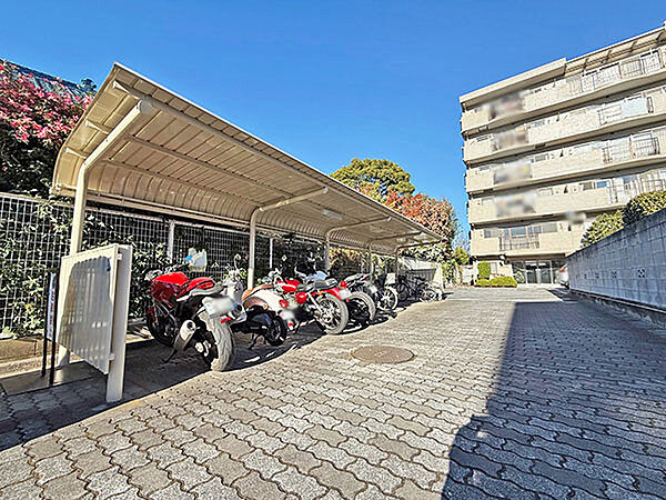 最新の駐輪場の空き状況はお気軽に担当中井までお問合せください。