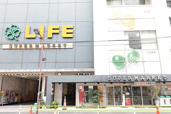 ライフ新御徒町店まで約60ｍ（徒歩1分）