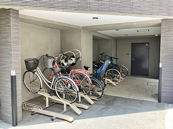 最新の駐輪場の空き状況はお気軽に担当神谷までお問い合わせください。