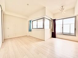 ザ・パークハウス四谷若葉レジデンス 1LDKのリビング/ダイニング