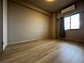 室内：全居室収納付きにつき、居住空間を有効にお使いいただけます。