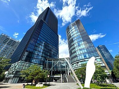 外観:JR総武線「御茶ノ水」駅まで徒歩4分。地上41階建・総戸数333戸のオール電化タワーマンション。【現地外観写真】 外観:JR総武線「御茶ノ水」駅まで徒歩4分。地上41階建・総戸数333戸のオール電化タワーマンション。【現地外観写真】