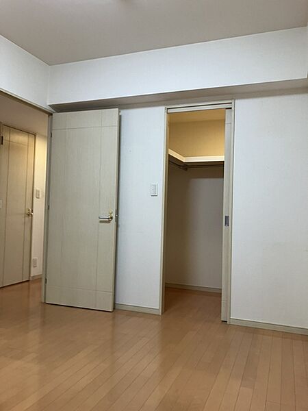 洋室6.5帖(WIC付)