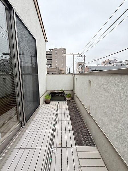 バルコニー