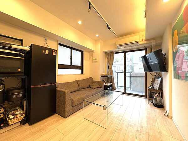 家具・調度品等は販売価格に含まれません。