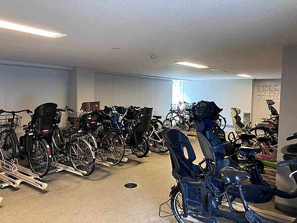 駐輪場