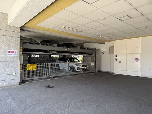 駐車場を拡大表示
