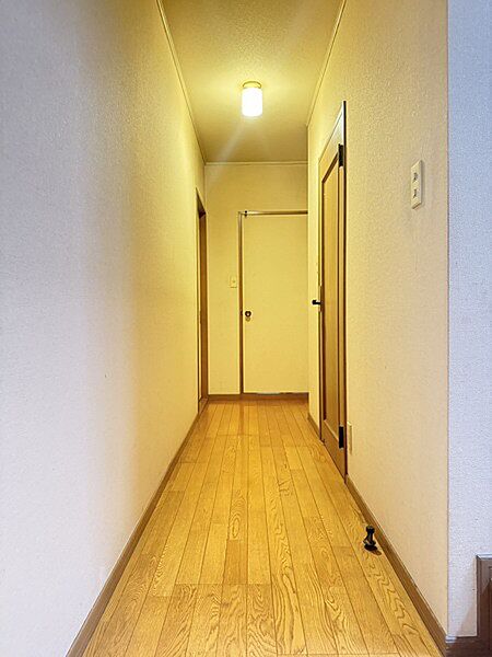 2階、廊下写真です。2階、廊下写真です。