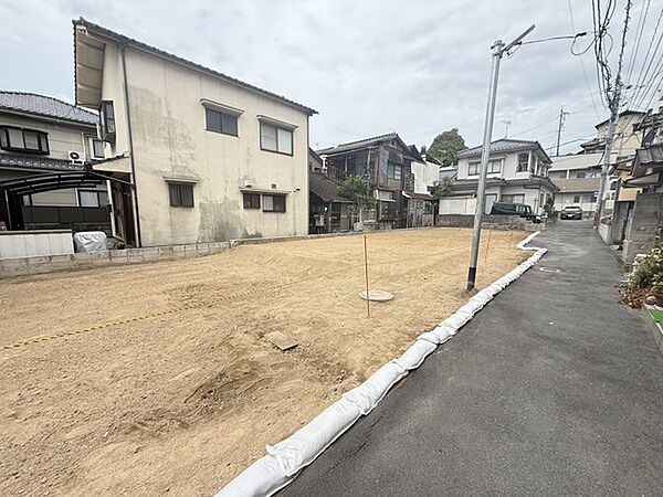 現地土地写真。No.2区画写真です。現況更地です。現地土地写真。No.2区画写真です。現況更地です。