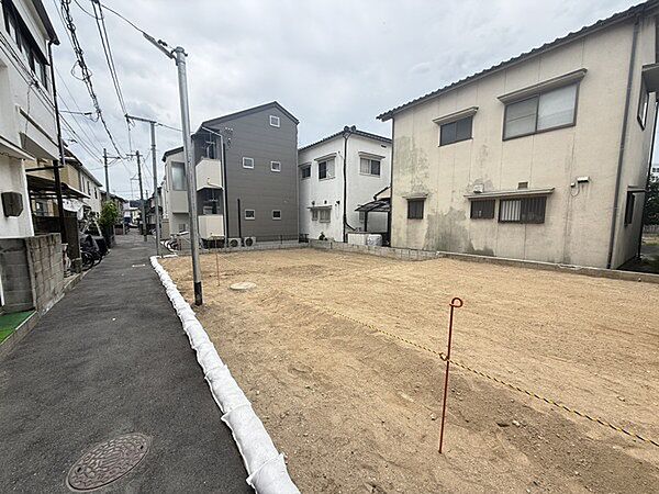 現地土地写真。No.2区画写真です。現況更地です。現地土地写真。No.2区画写真です。現況更地です。