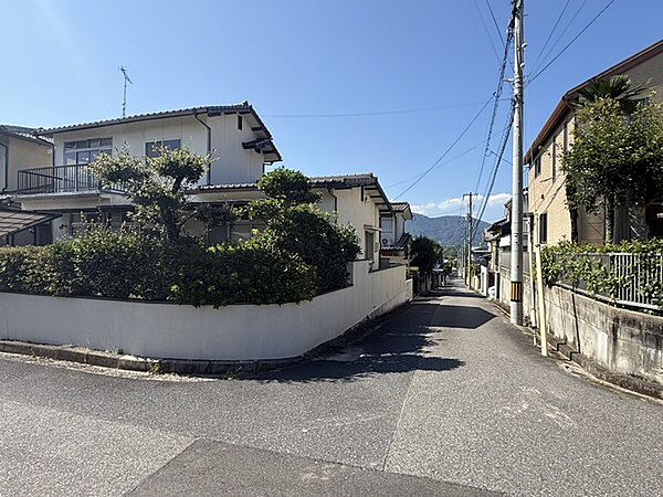 南側道路から、撮影した現地土地写真です。南側道路から、撮影した現地土地写真です。