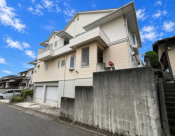 近隣施設充実しております。