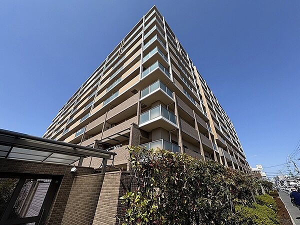 外観：327002225642