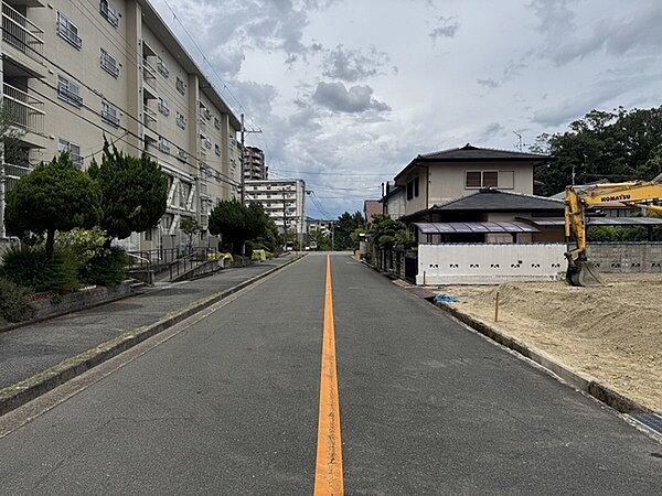 【前面道路】前面道路幅員9.9m
