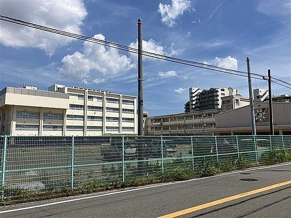 堺市立東三国丘小学校（約110m）