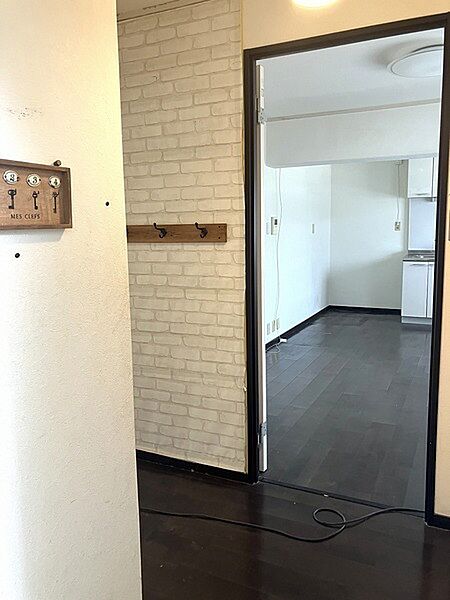玄関を拡大表示