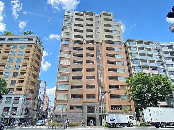 外観：326000242402
