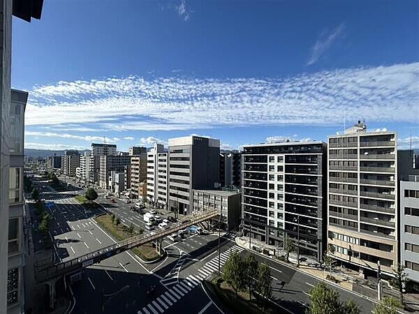 現況空室です。気兼ねなくゆっくりと室内をご覧いただけますので、ぜひ一度ご見学くださいませ。