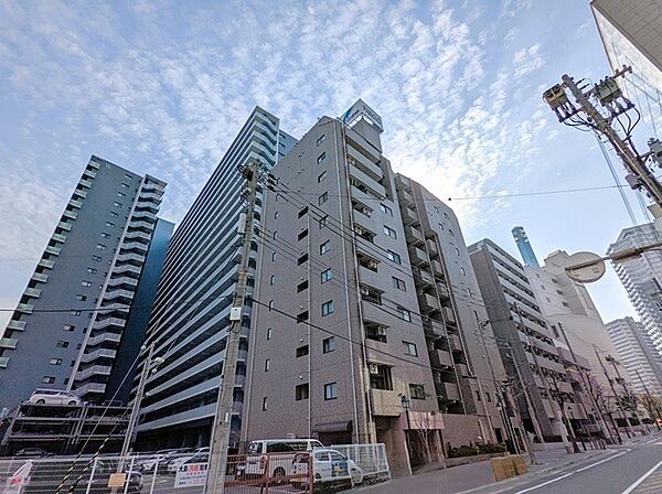 外観：328000597185