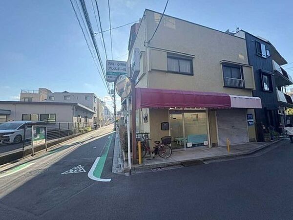 町屋小児科内科医院 170m