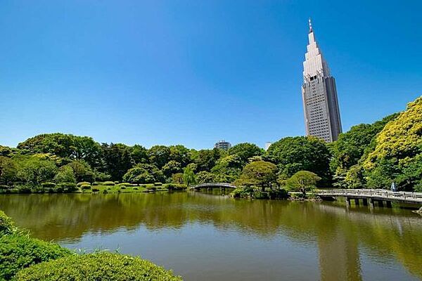 新宿御苑 2200m
