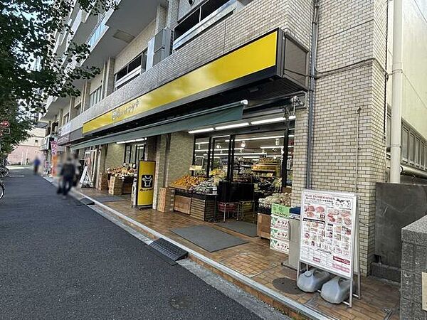 ハナマサプラス動坂店 130m