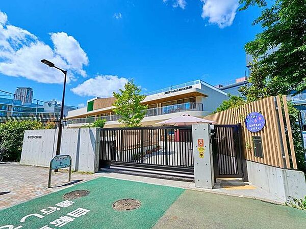 港区立中之町幼稚園 800m