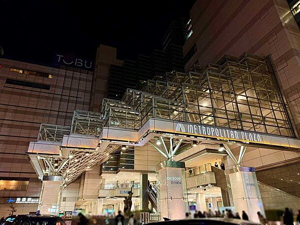 池袋駅西口 800m