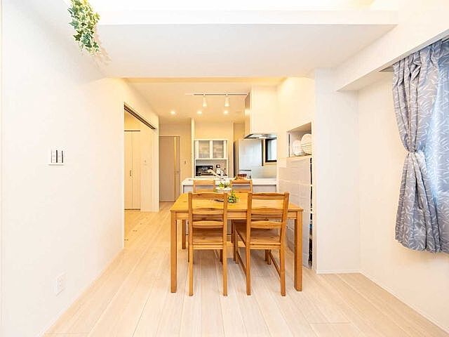 リビング/ダイニング サンハイツ三筋 6階/-