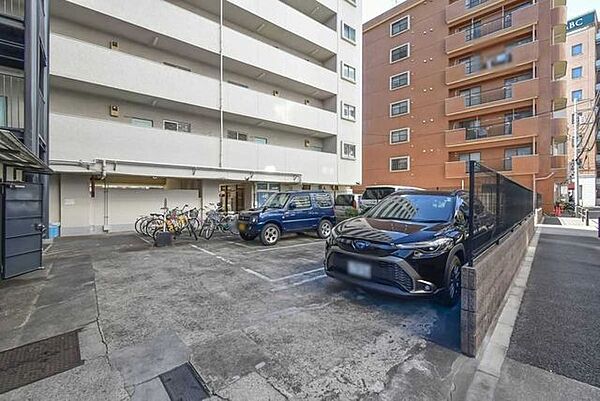駐車場を拡大表示