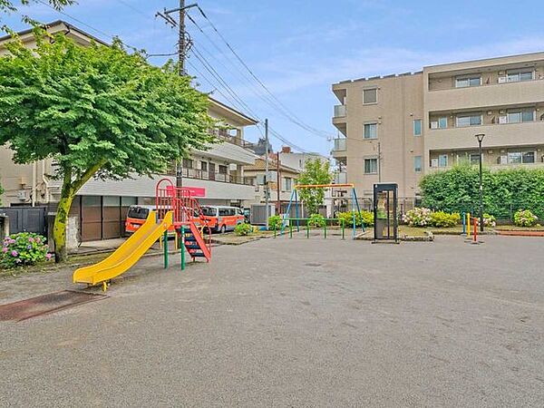 板橋区立本蓮沼公園 170m