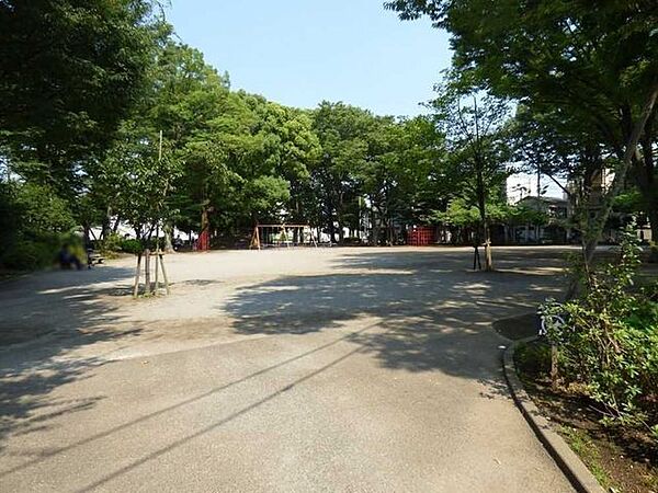 板谷公園 350m