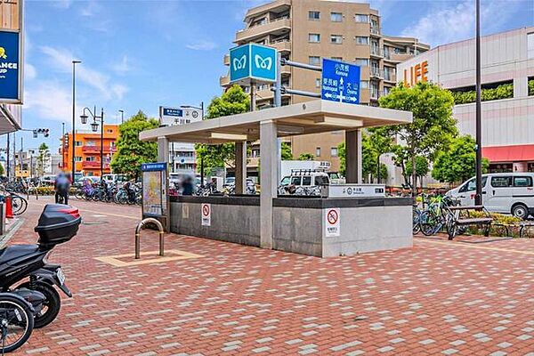 東京メトロ副都心・有楽町線「千川」駅 120m