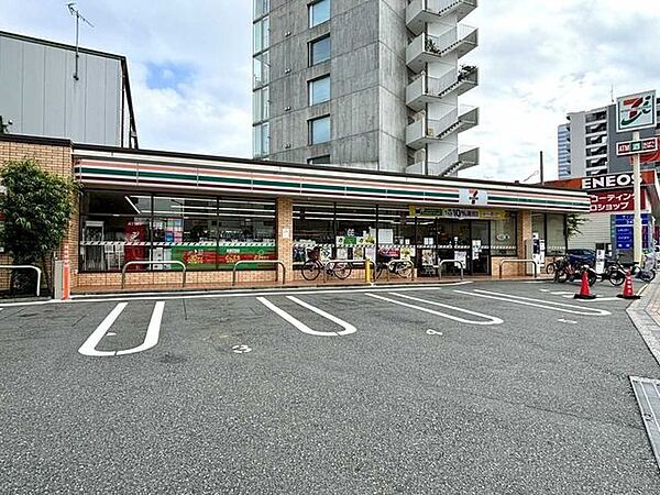 セブンイレブン渋谷本町3丁目店 160m