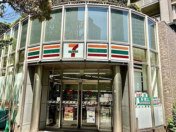 セブンイレブン中央区佃2丁目店 390m