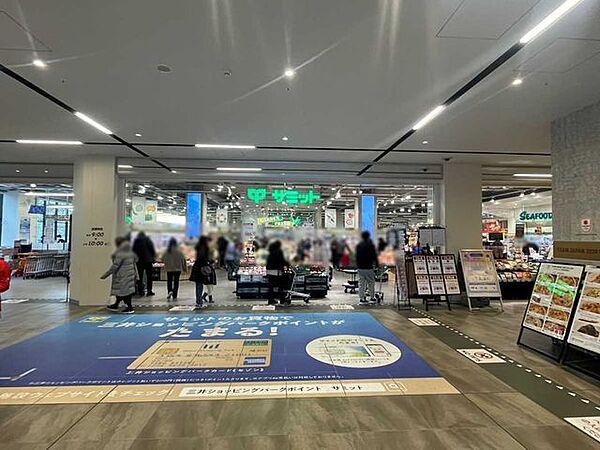 サミットストア ららテラス HARUMI FLAG店 90m