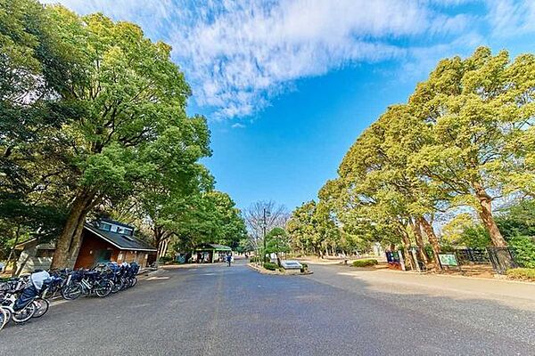 都立 代々木公園 580m