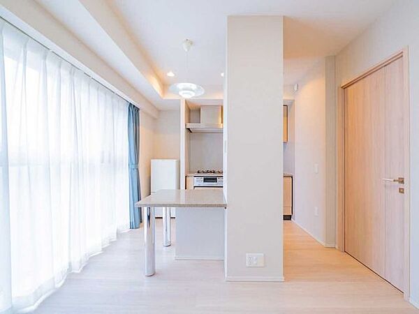 【家具調度品は価格に含まれません】