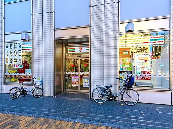 セブンイレブン文京小石川播磨坂店 90m