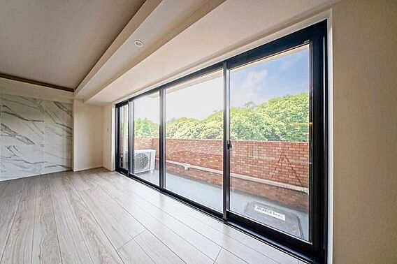 リビング/ダイ...